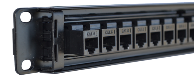 Panel de Conexión UTP RJ45 Cat6 de 24 Puertos 1U photo